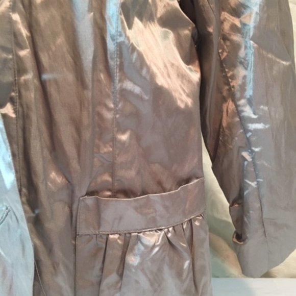 CHICO'S Buttoned Rain Jacket w/Pockets Packable Washable Size 2 - Picture 5 of 11